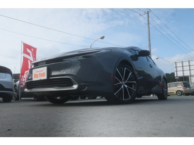 ＜4WD車＞　純正ディスプレイオーディオ　フルセグTV　　パノラマビューモニター　バックカメラ　前後ドライブレコーダー　ETC2.0　前席シートヒーター　トヨタセーフティセンス　純正19インチAW