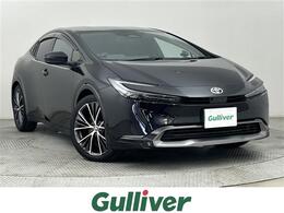 トヨタ プリウス 2.0 Z E-Four 4WD ・純正コネクティッドナビ　BT/USB/Miracas