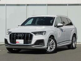 アウディ Q7 55 TFSI クワトロ Sライン 4WD Sline・エアサスペンション・B＆O