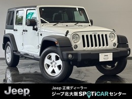 ジープ ラングラー アンリミテッド スポーツ 4WD 3.6L　V6エンジン　純正18インチアルミホイ