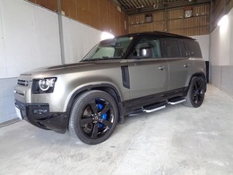 ランドローバー ディフェンダー 110 Xダイナミック HSE 3.0L D300 ディーゼルターボ 4WD 22インチアルミ　11.4インチナビ