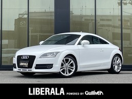 アウディ TT クーペ 2.0 TFSI クワトロ 4WD 後期仕様ライト シーケンシャルウインカー