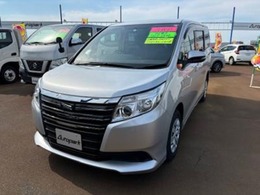 トヨタ ノア 2.0 X 4WD 