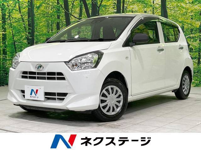 禁煙車　衝突軽減　SDナビ　バックカメラ　コーナーセンサー　横滑防止装置