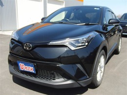 トヨタ C-HR 1.2 S-T 4WD ナビ・バックカメラ・ETC・スターター