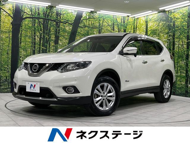 純正SDナビ　バックカメラ　エマージェンシーブレーキ　禁煙車
