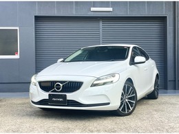 ボルボ V40 D4 ダイナミック エディション ディーゼルターボ 特別仕様車前後ドラレコ付19インチA/W