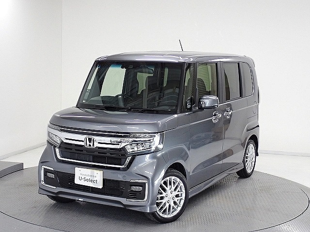 この車両は【Honda中古車認定グレードU-Select　Premium】です。無料保証2年間と3つの安心をお約束します。詳しくは下の写真をスクロールして下さい。