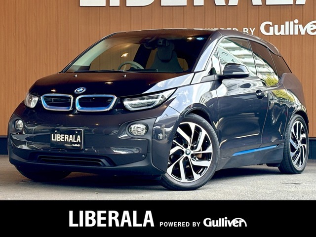 「BMW i3」が入庫致しました。電気自動車ならではのリニアな走りをお楽しみいただける1台となっております。