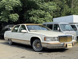 キャデラック フリートウッド ブロアム エレガンス ノーハイドロ　クラシックグリル　コンチッ