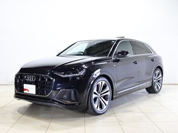 アウディ Q8 55 TFSI クワトロ Sライン 4WD Bang＆Olufsen・パノラマサンルーフ・VC