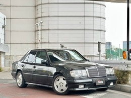 メルセデス・ベンツ ミディアムクラス 300E 