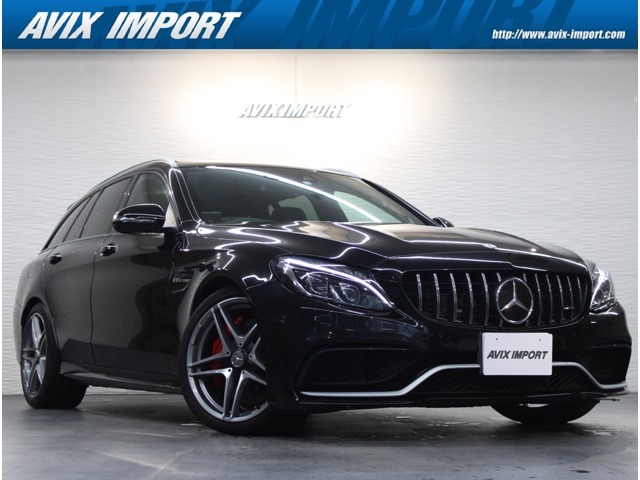 ご覧頂き誠に有り難う御座います　S205型Cクラス 上級グレードAMG C63ステーションワゴンの入庫です！！　安心の右ハンドル・正規ディーラー車！！　取説・記録簿付　事故歴ありません！！