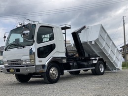 三菱ふそう ファイター 8.2ディーゼル　脱着式コンテナ車 アームロール 新品強化コンテナ箱 ベッド付