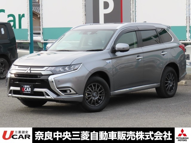 1年間距離無制限の基本保証が無料で付帯される三菱認定UCAR対象車輌です。有料になりますがプラス1年、プラス2年と延長も可能です。保証内容は、内装・外装・油脂・消耗品以外の部品が対象です。