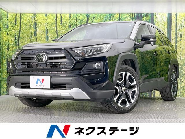 4WD　純正SDナビ　バックカメラ　寒冷地仕様　衝突被害軽減システム