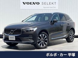ボルボ XC60 アルティメット B5 AWD 4WD 認定中古車認定中古車　サンルーフ　白革