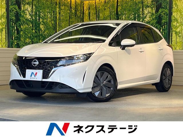 ナビ　全周囲カメラ　エマージェンシーブレーキ　禁煙車　ドラレコ