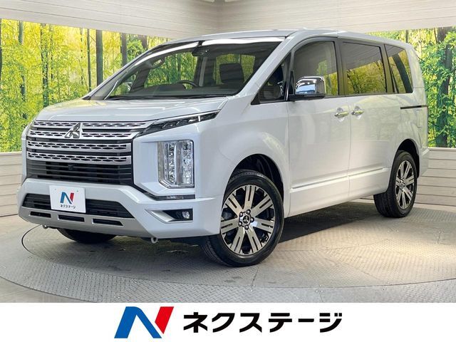 4WD　両側電動ドア　BIC-X11型ナビ　全周囲カメラ