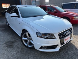 アウディ A4アバント 2.0 TFSI クワトロ 4WD 