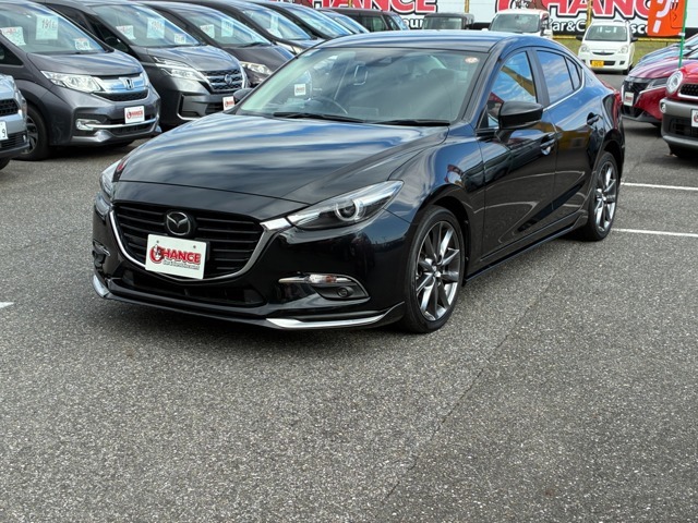 お待たせしました。大人気車入荷いたしました。スタッフの厳選車両！1度ご覧になって下さい！