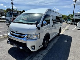 トヨタ ハイエースバン 特装車ガソリン4WD バイクリフト付き　8ナンバー車