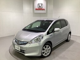 ホンダ フィットハイブリッド 1.3 スマートセレクション 