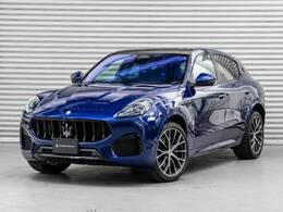 マセラティ グレカーレ モデナ 4WD 認定保証2年付 サンルーフ　21インチAW