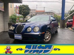 ジャガー Sタイプ 2.5V6 