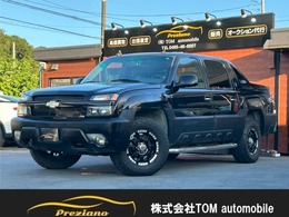 シボレー アバランチ 2002年製造　ノースフェイスエディション ユーザー買取車　サンルーフ　レザーシート