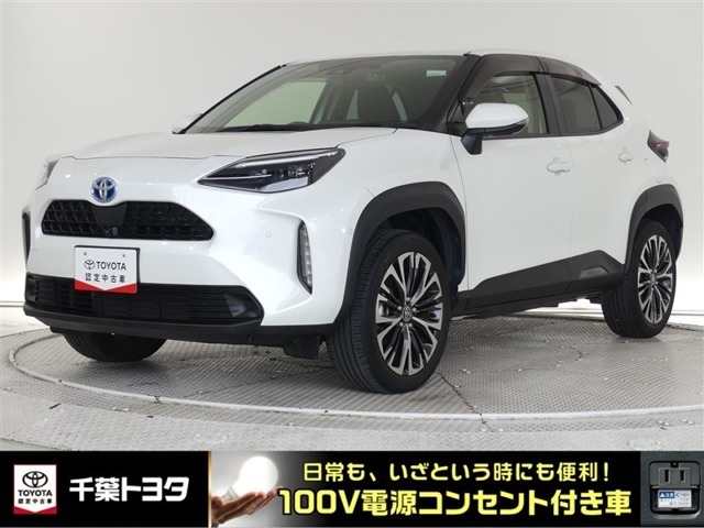 厳選されたトヨタ認定中古車のヤリスクロスHEVです。環境にやさしく燃費性能も良いハイブリット車です。静かな走りによる快適な静粛性の室内を実感できます。