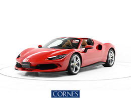 フェラーリ 296GTS F1 DCT アップルカープレイ　ワイヤレスチャージャ