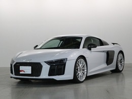 アウディ R8 V10プラス 5.2 FSI クワトロ 4WD 認定中古車　20AW　セラミックブレーキ