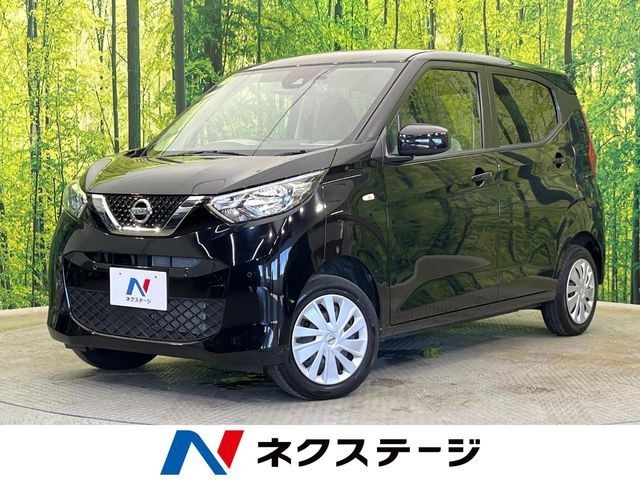 4WD　SDナビ　バックカメラ　シートヒーター　衝突被害軽減ブレーキ