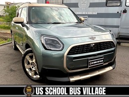 ミニ ミニカントリーマン D DCT ディーゼルターボ パノラマガラスサンルーフ　FAVOUREDトリム