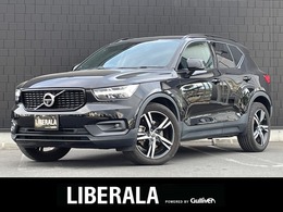 ボルボ XC40 T4 AWD Rデザイン 4WD 1オーナー パノラマSR 黒半革 360度C ACC