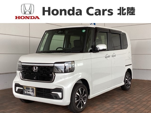 全国納車可 第三者機関証明書付 Honda SENSING 新車保証 試乗禁煙車 ナビVXM-245ZFEi フルセグ Rカメラ BTオ-ディオ ドラレコ装備のN-BOXカスタム ベースグレード入庫！