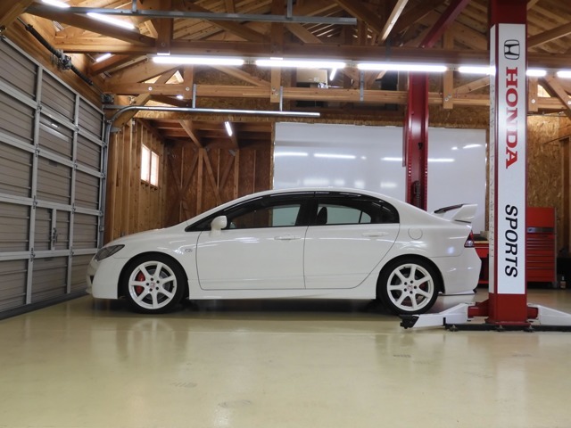 FD2-180ワンオーナー車入庫しました。只今メンテナンス中です宜しくお願い致します。