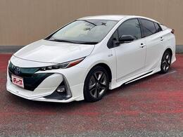 トヨタ プリウスPHV 1.8 S セーフティ プラス ステアリングヒーター　車線脱輪防止機能