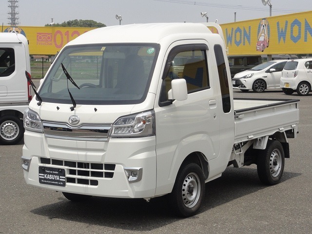 ご覧いただきありがとうございます。当店では厳選した高品質な中古車を多数取り揃えております！