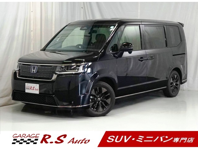 ホンダの人気ミニバン、ステップワゴン入荷しました☆彡両側電動スライドで乗り降り省スペース！10インチの後席モニターも付いているのでファミリーはもちろん、趣味やお仕事で荷物が多い方にもお勧めの1台です！
