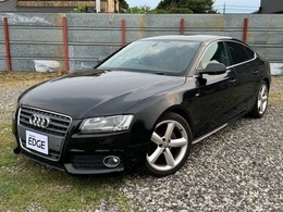 アウディ A5スポーツバック 2.0 TFSI クワトロ Sラインパッケージ 4WD 革シート　スマートキー