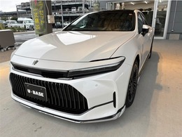 トヨタ クラウン 2.5 Z ハイブリッド車 ナビ・全周囲モニター・デジタルインナーミ