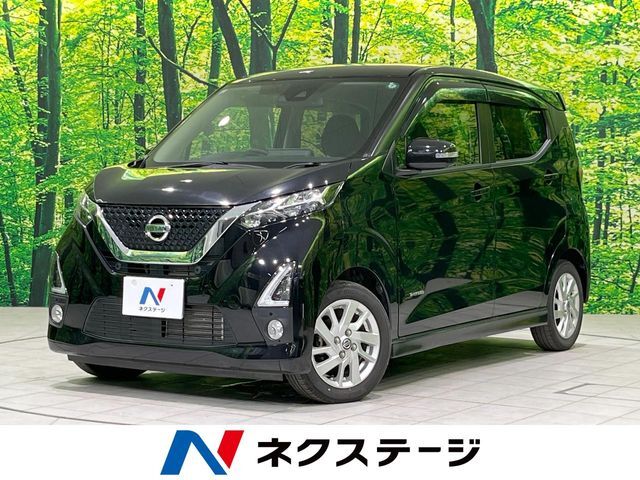 純正9型ナビ　アラウンドビューモニター　衝突被害軽減システム　禁煙車