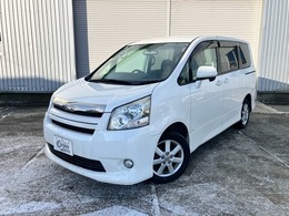 トヨタ ノア 2.0 Si 4WD 