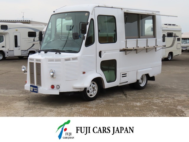 キッチンカー・移動販売車専門店☆フジカーズジャパン茨城中央店！ご希望の車種、希望のレイアウトなどお気軽に0296-70-5080までお問い合わせ下さいませ♪