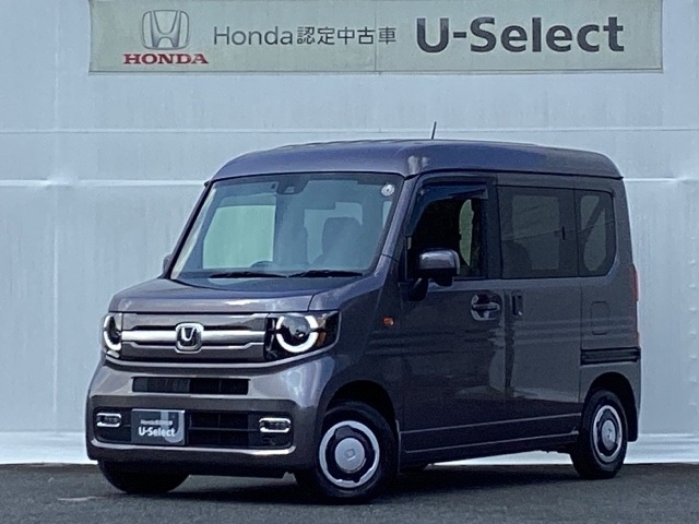 N-VAN ＋スタイル ファン ホンダセンシングは、LEDヘッドライトや、フォグライト、両側スライドドア等の充実装備に、ホンダセンシングをプラスしたグレードです。