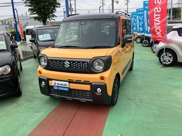 広々とした室内、HYBRIDだから軽々走るスペーシア デュアルカメラブレーキサポートと後退時ブレーキサポート付き！