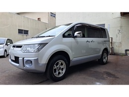 三菱 デリカD：5 2.2 D プレミアム ディーゼルターボ 4WD 