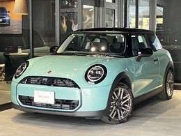 ミニ ミニ クーパーC 3ドア DCT クラシックトリム　黒ルーフ